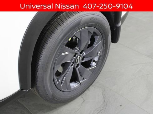 New 2026 Nissan Rogue SV FWD image 8