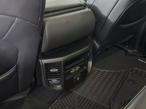 Used 2020 RAM 1500 Laramie w/ Off Road Group AWD/4WD image 27
