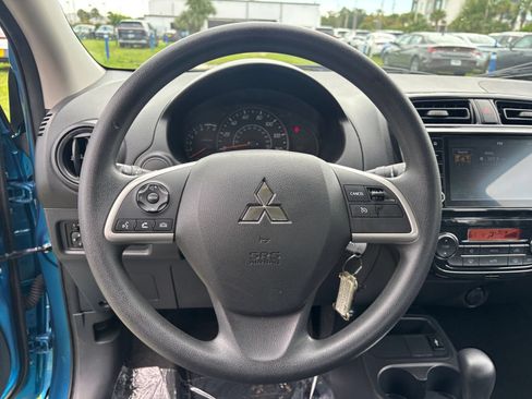 Used 2025 Kia Soul LX w/ LX Technology Package FWD image 25