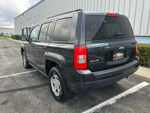 Used 2016 Jeep Patriot Sport w/ Power Value Group AWD/4WD image 5