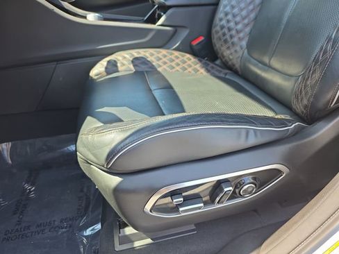 Used 2022 Jeep Grand Cherokee Summit AWD/4WD image 30