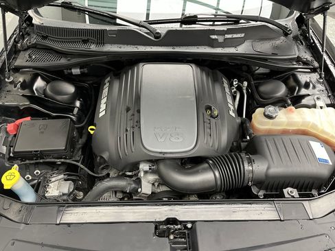 Used 2018 Dodge Challenger R/T Plus RWD image 28