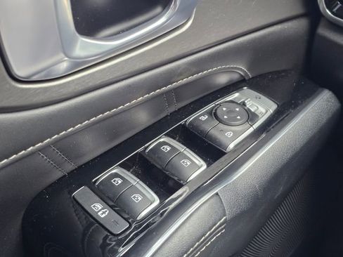 Used 2023 Kia Sorento SX AWD/4WD image 12