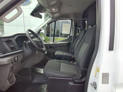 Certified 2025 Ford Transit 250 Low Roof w/ Exterior Upgrade Package RWD image 17