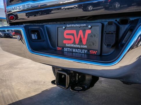 Used 2017 RAM 2500 Limited image 15