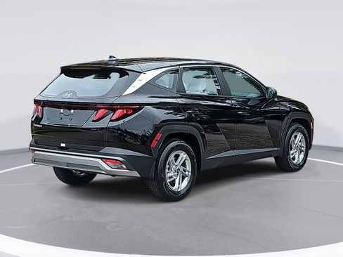 New 2026 Hyundai Tucson SE image 5