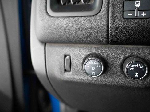 Used 2021 Chevrolet Colorado LT w/ Safety Package image 26