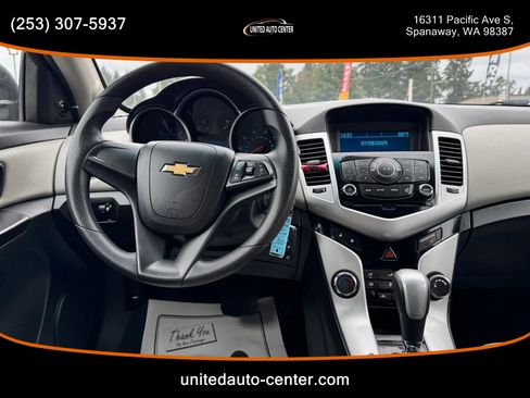 Used 2011 Chevrolet Cruze LS w/ Connectivity Package image 11