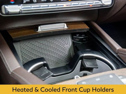 Used 2021 Mercedes-Benz GLS 450 4MATIC image 28