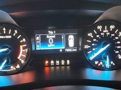 Used 2017 Ford Explorer XLT AWD/4WD image 23