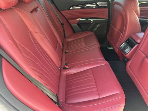 Used 2023 Maserati Grecale Modena AWD/4WD image 17