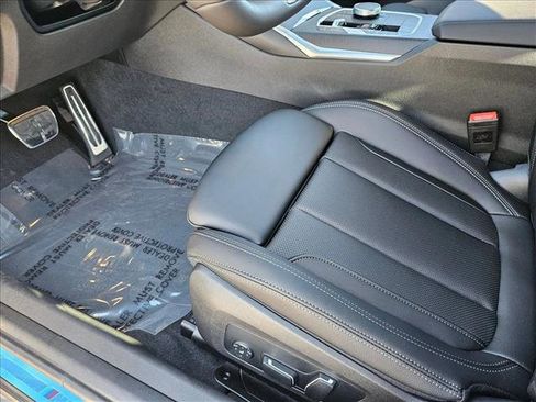 New 2026 BMW 330i Sedan w/ M Sport Package image 4