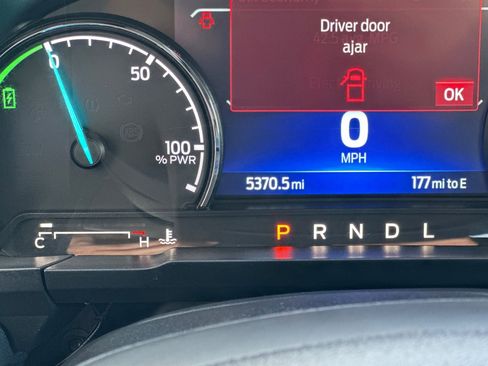 Certified 2024 Ford Maverick Lariat w/ Black Appearance Package image 30