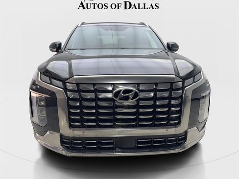 Used 2024 Hyundai Palisade Calligraphy image 3