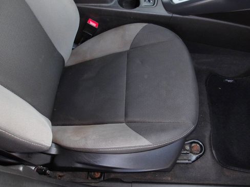 Used 2014 Ford Focus SE w/ SE Winter Package image 21