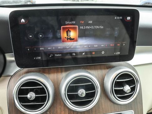 Used 2022 Mercedes-Benz GLC 300 4MATIC image 22