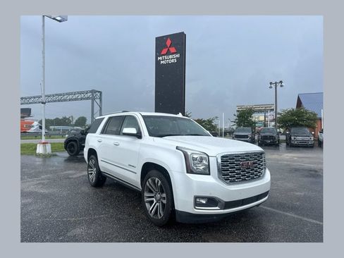 Used 2018 GMC Yukon Denali w/ Denali Ultimate Package AWD/4WD image 1