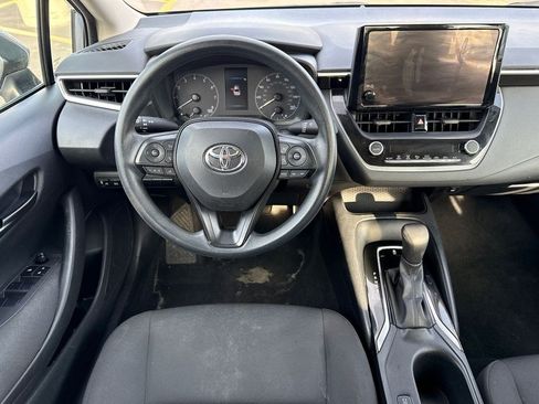 Used 2023 Toyota Corolla LE FWD image 17
