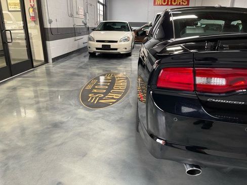 Used 2014 Dodge Charger SRT8 w/ Harman/Kardon Audio Group image 14