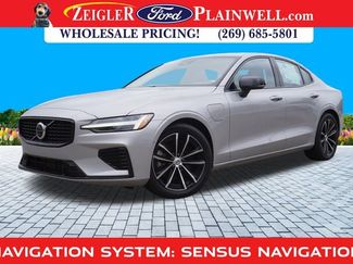 Used 2023 Volvo S60 T8 Plus video 1