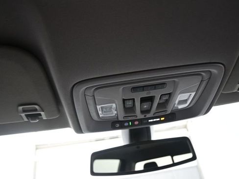 Used 2021 Chevrolet Silverado 1500 LTZ image 12