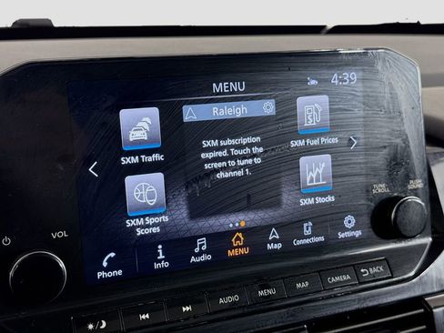 Used 2023 Nissan Pathfinder Platinum image 40