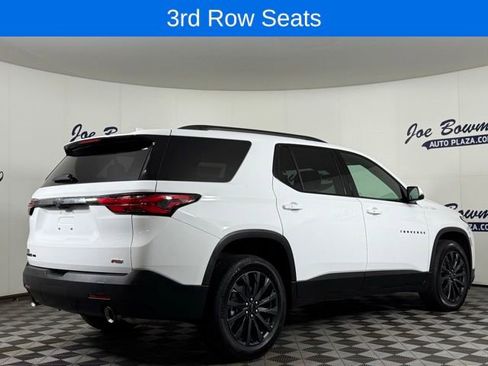 Used 2023 Chevrolet Traverse RS image 8