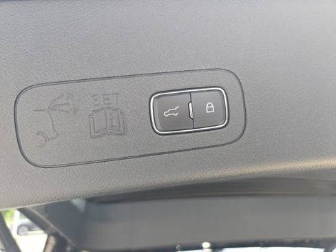 Used 2025 Lincoln Aviator Black Label AWD/4WD image 18