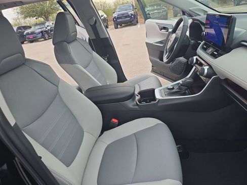 New 2025 Toyota RAV4 Limited image 10