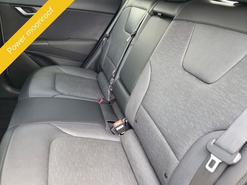 Certified 2023 Kia Niro Wave w/ Wave Preserve Package image 17