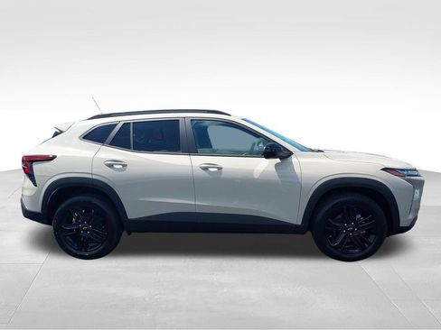 New 2026 Chevrolet Trax ACTIV w/ Driver Confidence Package FWD image 6