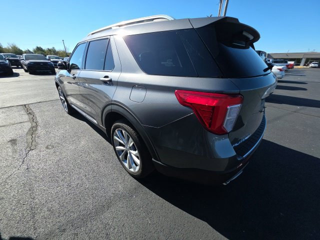 Used 2023 Ford Explorer Platinum w/ Technology Package AWD/4WD image 10