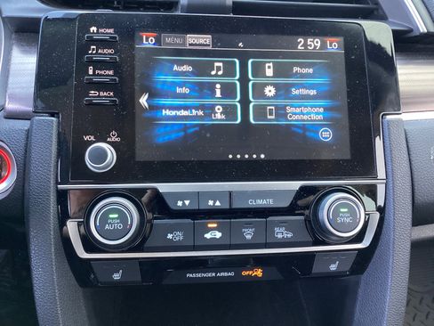 Used 2020 Honda Civic EX image 9