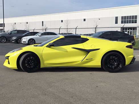 Used 2024 Chevrolet Corvette Z06 image 4