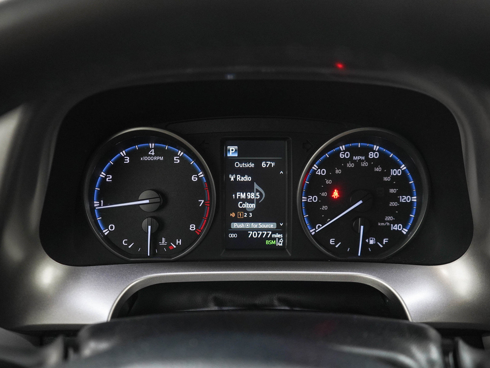 Used 2018 Toyota RAV4 XLE AWD/4WD image 24