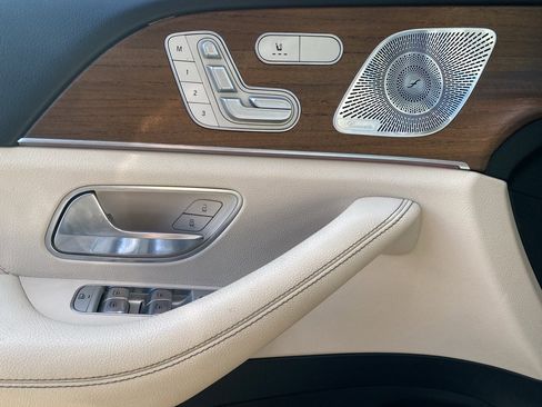 Used 2021 Mercedes-Benz GLE 350 4MATIC w/ Premium Package image 15