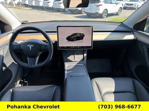 Used 2025 Tesla Model Y Long Range RWD image 43