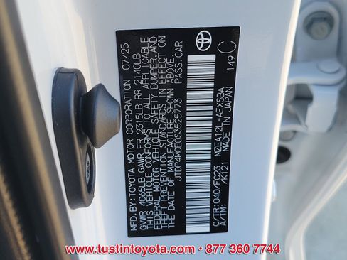 Certified 2025 Toyota Corolla SE image 15