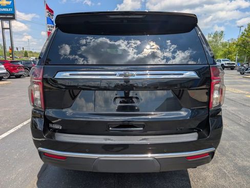 Used 2023 Chevrolet Tahoe LT w/ Luxury Package AWD/4WD image 4