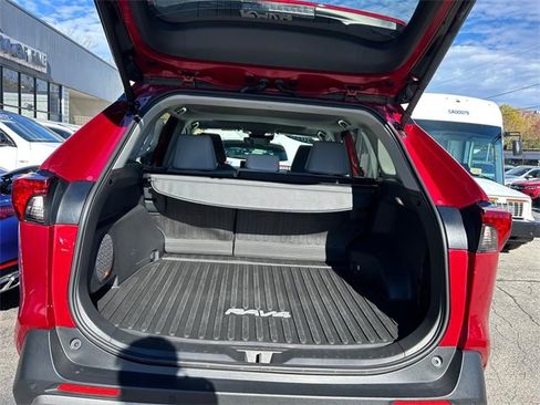 Used 2025 Toyota RAV4 Limited image 26