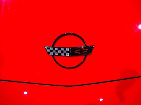 Used 1995 Chevrolet Corvette Base 2dr Convertible image 31