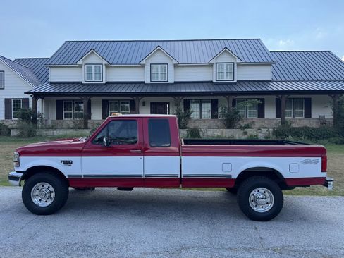 Used 1994 Ford F250 4x4 SuperCab image 1