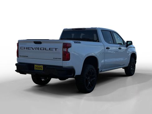 New 2026 Chevrolet Silverado 1500 Custom Trail Boss w/ Dark Appearance Package image 5