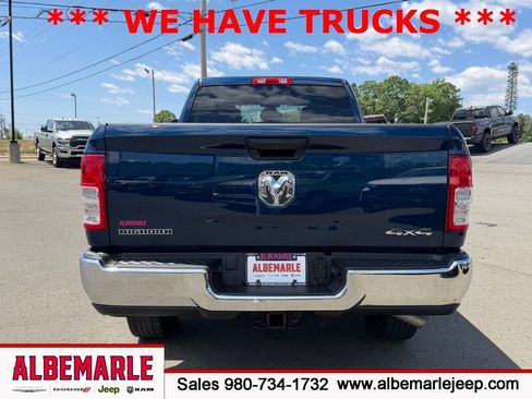 Used 2024 RAM 2500 Big Horn w/ Bed Utility Group AWD/4WD image 4