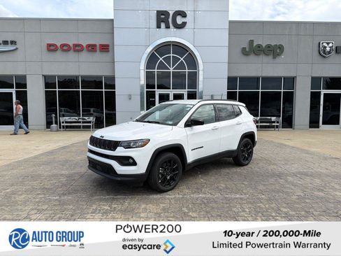 New 2026 Jeep Compass Latitude AWD/4WD image 1
