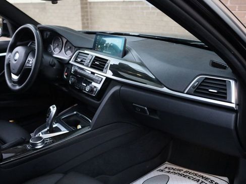 Used 2018 BMW 330e image 22