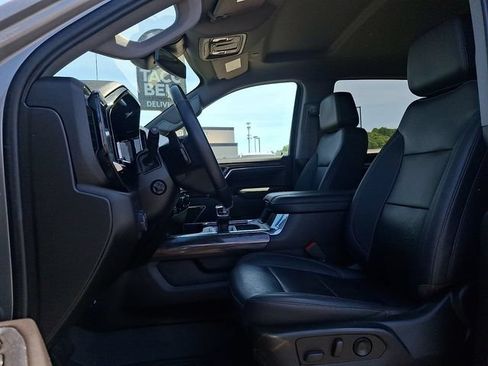Used 2023 Chevrolet Silverado 1500 LTZ AWD/4WD image 12