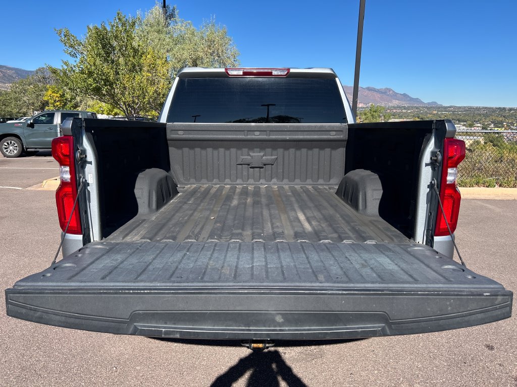 Used 2025 Chevrolet Silverado 1500 LT Trail Boss w/ Protection Package AWD/4WD image 5