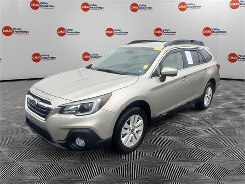 Used 2019 Subaru Outback 2.5i Premium image 3