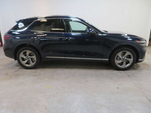 New 2026 Genesis GV70 2.5T Select image 7